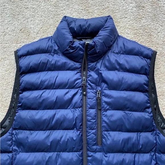 Men’s Puffer Vest - Picture 2 of 11